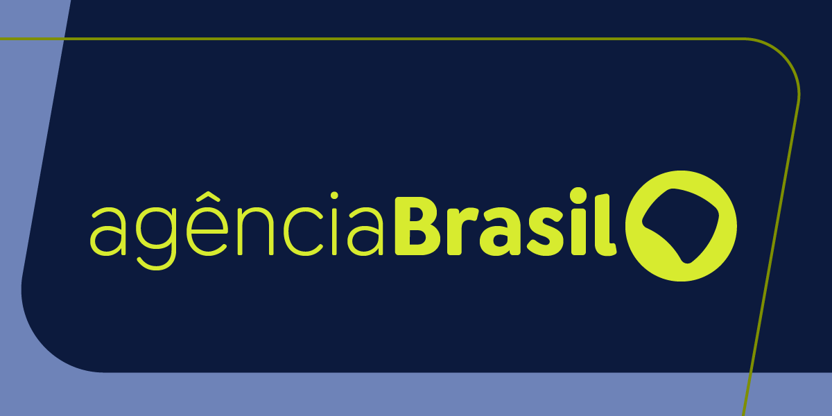 MPF quer suspender norma que limita tratamento para jovens trans
