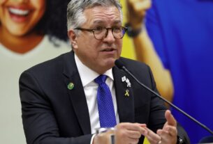 Brasil reduz mortalidade por hepatites, mostra boletim