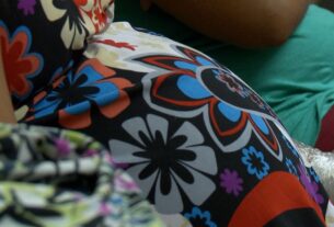 Uma em cada 23 adolescentes torna-se mãe por ano no país, diz pesquisa