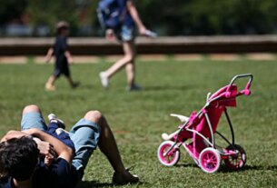 Pediatras pedem aprovação de lei com licença-paternidade de 1 mês